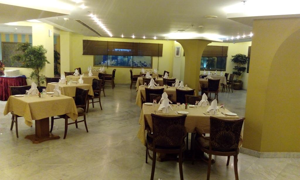 Hala Hotel Αλ Κομπάρ Εξωτερικό φωτογραφία