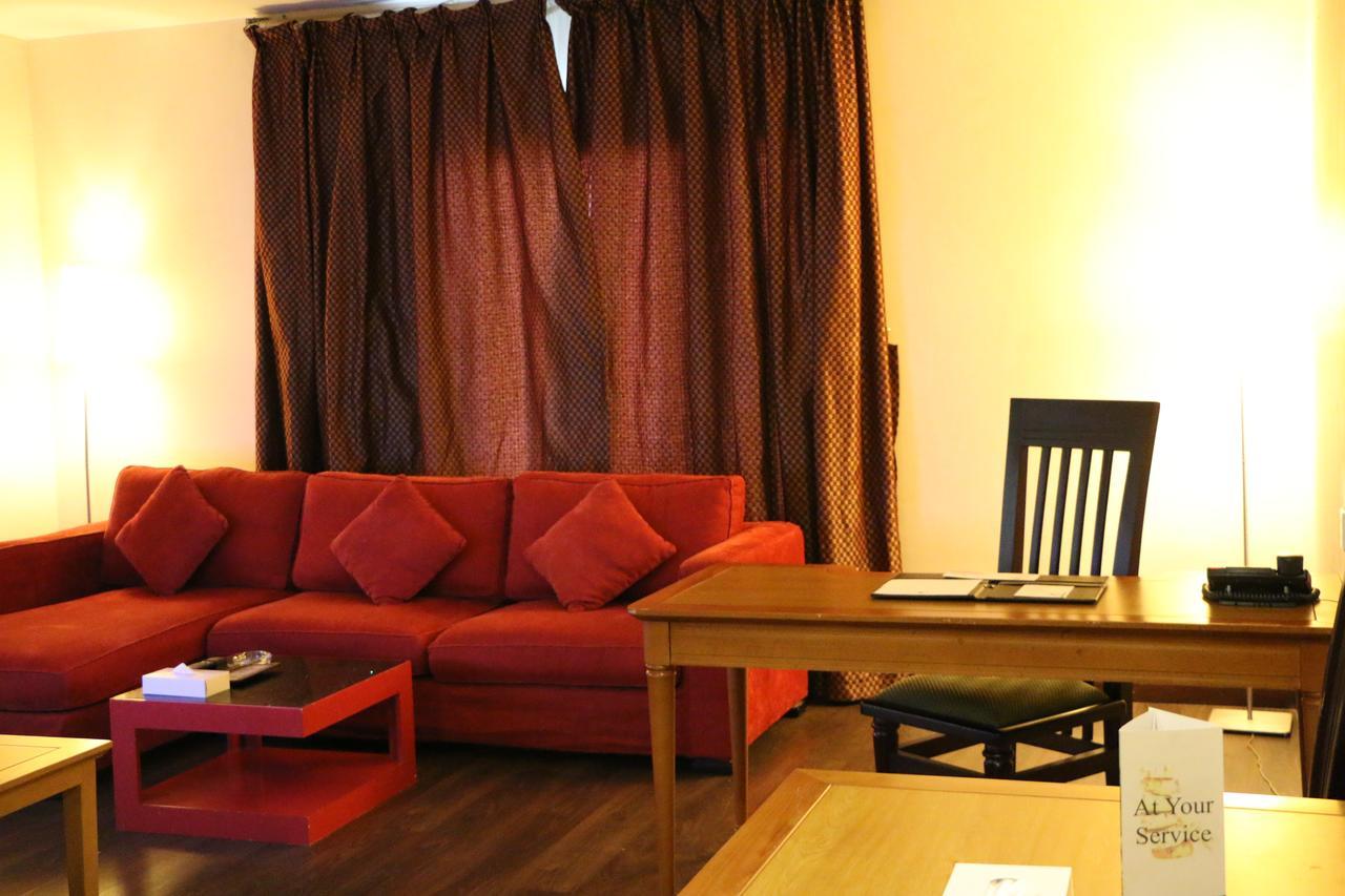 Hala Hotel Αλ Κομπάρ Εξωτερικό φωτογραφία