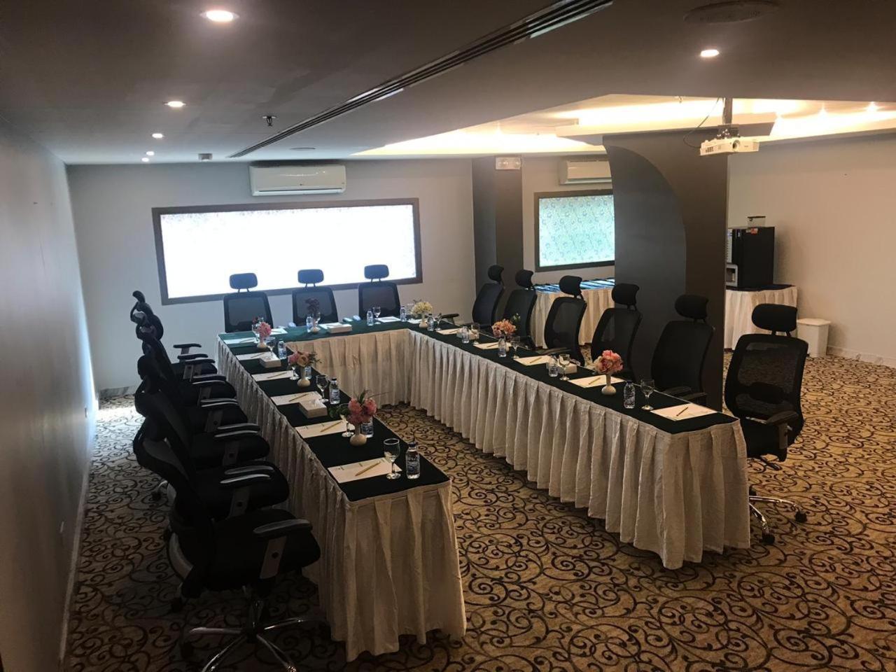 Hala Hotel Αλ Κομπάρ Εξωτερικό φωτογραφία